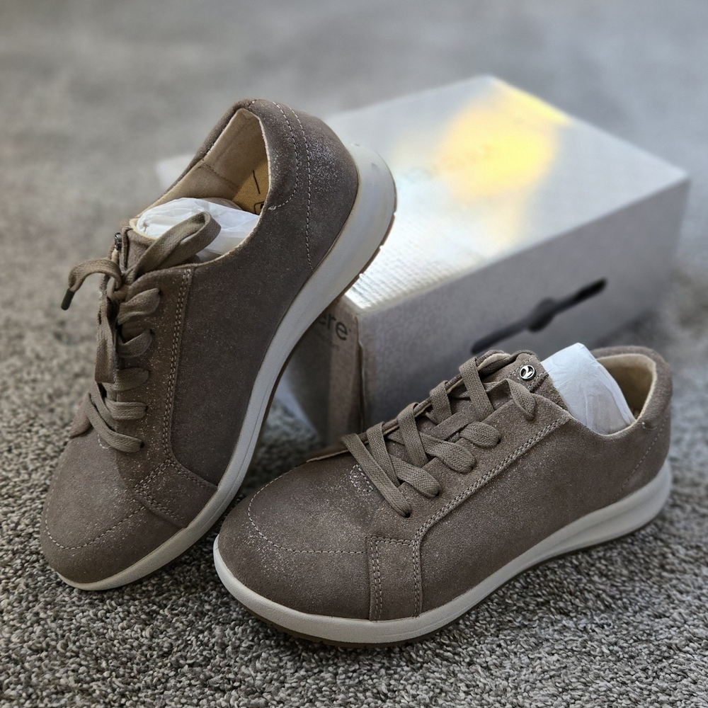 Revere Rusty Metallic Athens Lace Up Womens Sneaker NWB size 8